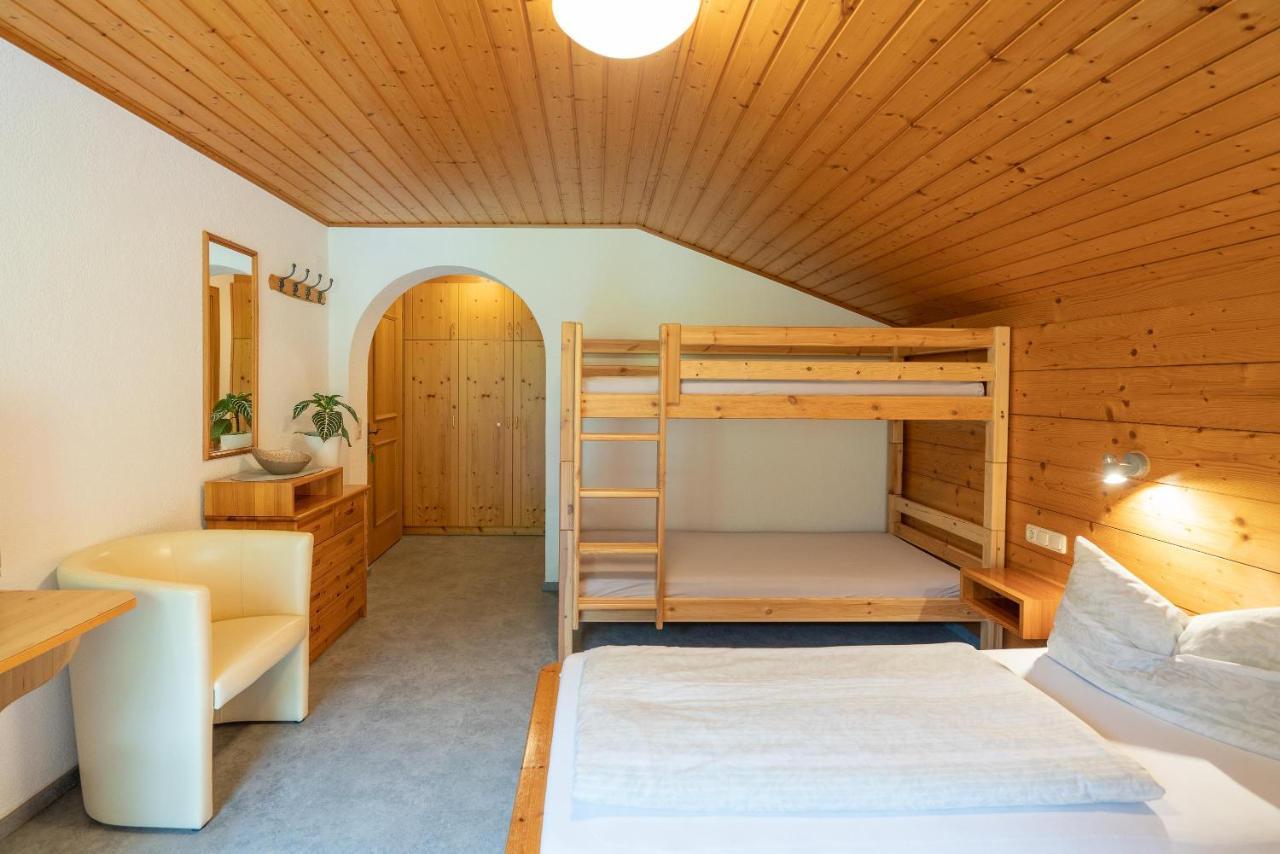 Gaestehaus Fitsch - Ferienwohnung In ジルバータール エクステリア 写真